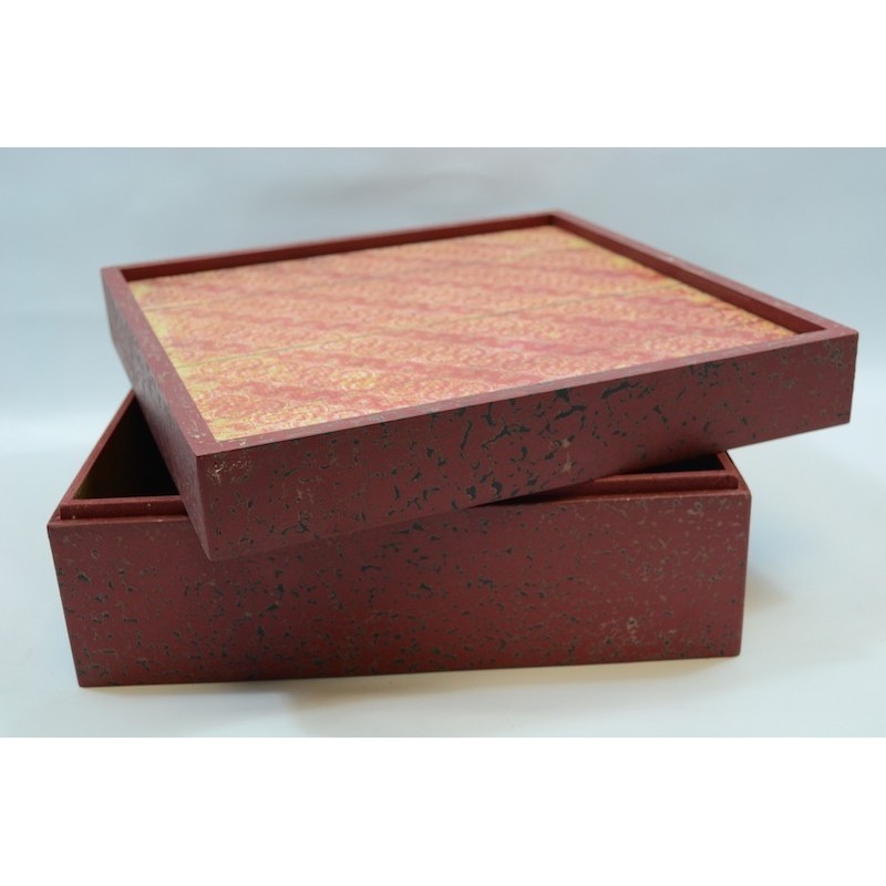 Caja en madera estampada vintage