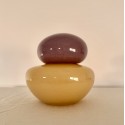 Botellon dos esferas de 14 cm y 14 cm de base color crema y purpura