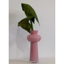 Florero alto de 28 cm de alto y 13 cm de ancho color rosaqdo claro